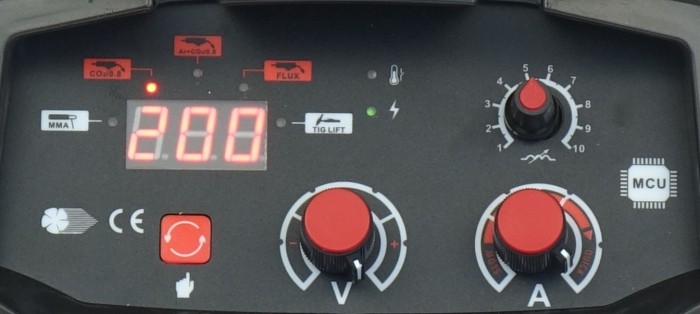 Półautomat spawalniczy PRAKTIK MIG 200 SYNERGIC