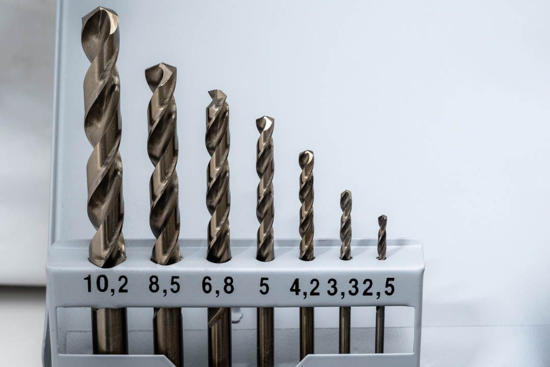 Zestaw HSSE do stali nierdzewnej: Gwintowniki ręczne | Narzynki | Narzędzia: M3-12